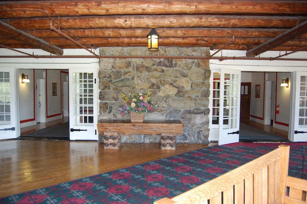 Glacier Park Lodge East Glacier Park Village Dış mekan fotoğraf